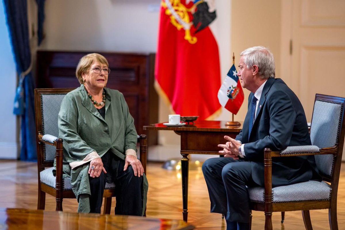 BenjAlvarez1's tweet photo. The Chilean government withdraws its support for Michelle Bachelet's candidacy for UN Secretary-General. The "dispersion of candidacies" from Latin America makes her bid "unviable," the Chilean Foreign Office announced. Bachelet's bid was presented jointly with Brazil and Mexico. https://t.co/wavf80b0tl