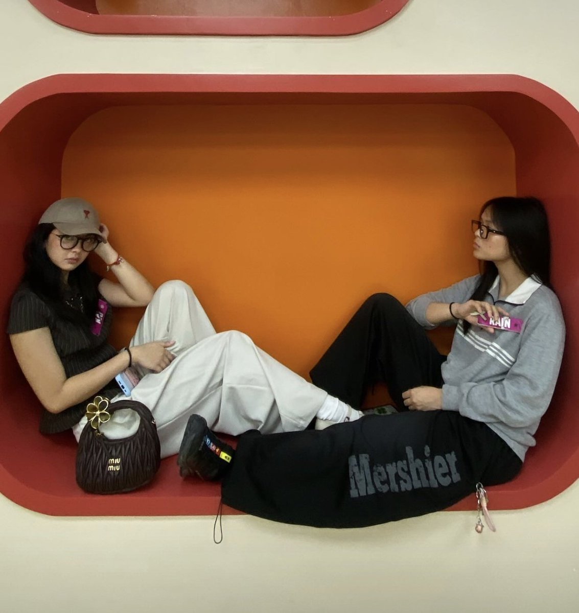 unica🦌🌧 tweet media