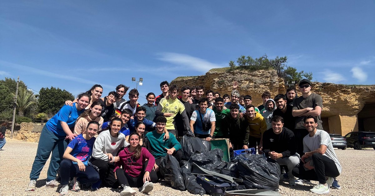 Escuela Universitaria de Osuna tweet media