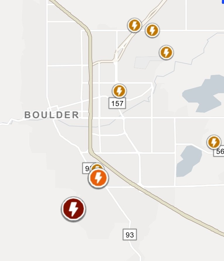mitchellbyars's tweet image. About 4,000 customers without power right now in #Boulder. Xcel said no ETA on restoration