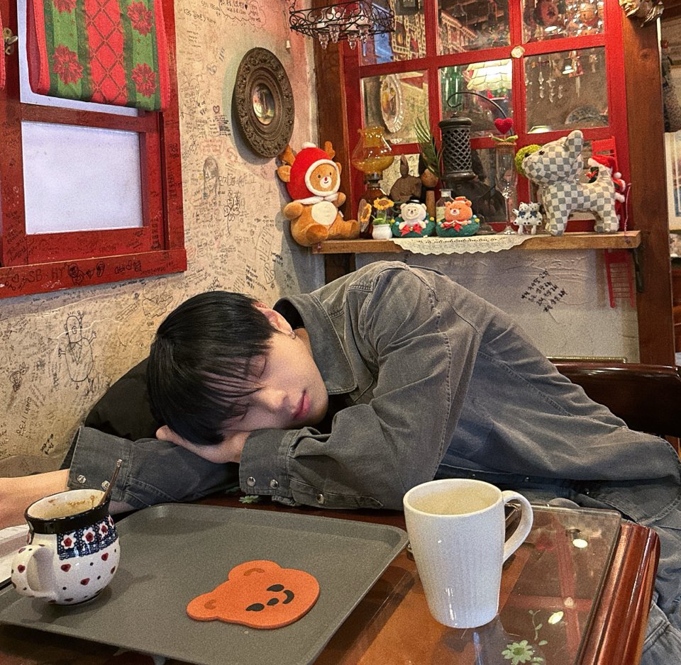 빛아이 tweet media