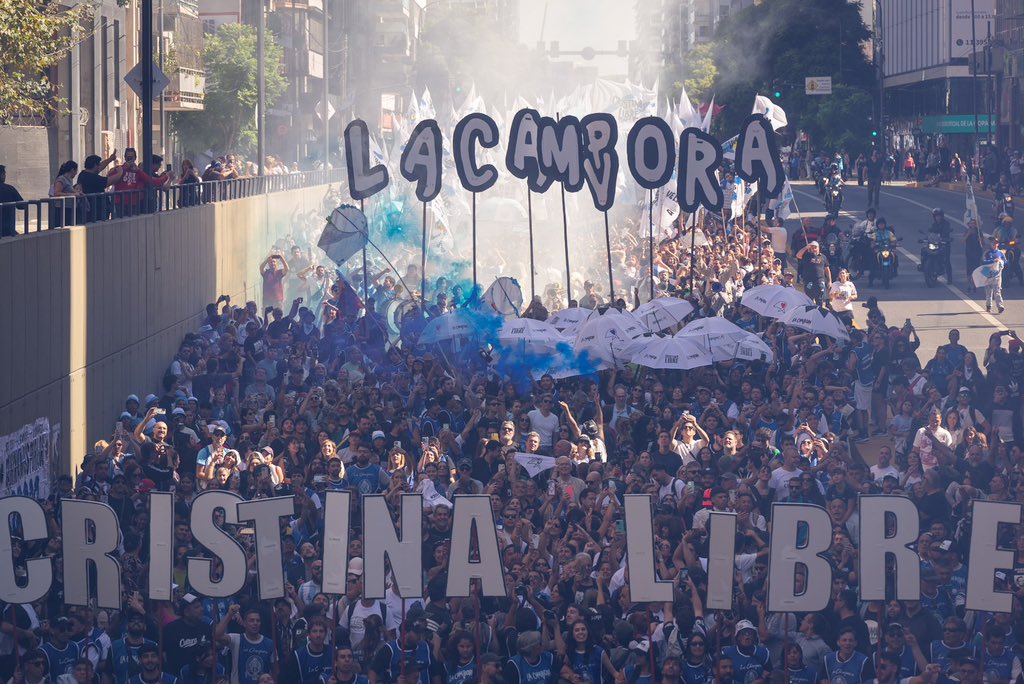 La Cámpora tweet media