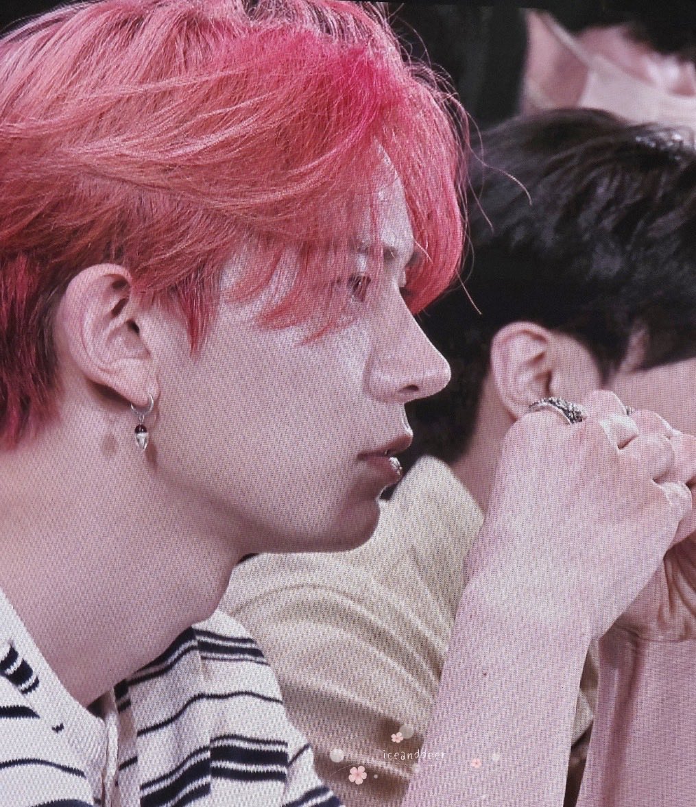 ¹⁰⁰⁹ tweet media