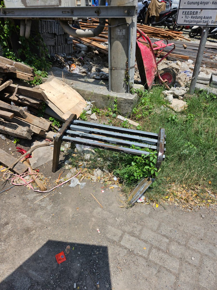 Yerusolo Mania【DavidBeatt】🐿🦉🎨🔮🧟♀️☔🦚🍂🔨📜 tweet media