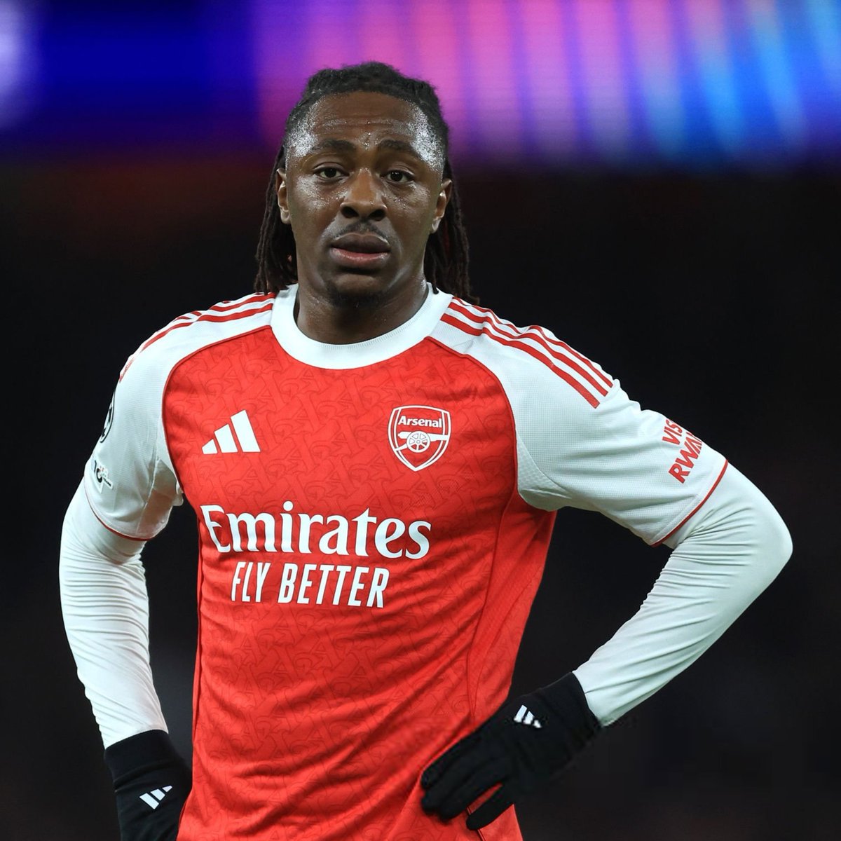 Vibes Foot tweet media