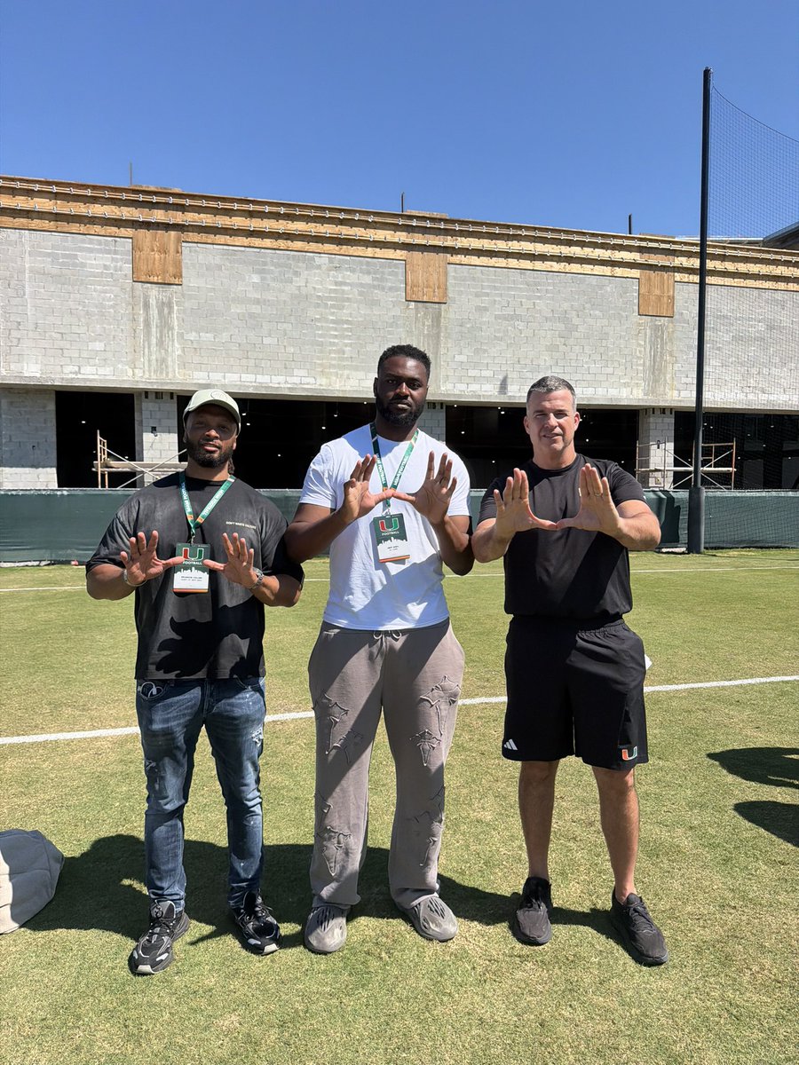 Great time in Miami with <a href="/NeffGiwa/">Neff Giwa</a> big love from <a href="/CanesFootball/">Miami Hurricanes Football</a> <a href="/coach_cristobal/">Mario Cristobal</a>