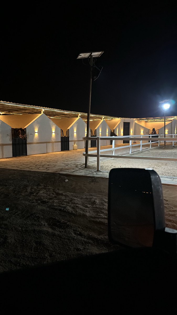 الأخطل tweet media