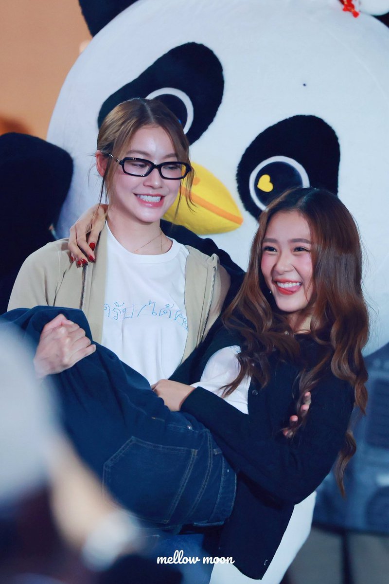 moruende tweet media