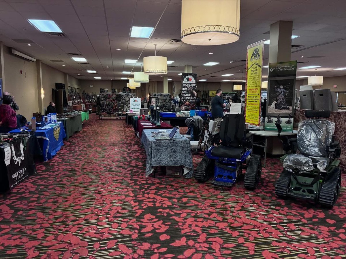 TanyYao's tweet image. It was a pleasure to attend the Wood Buffalo Regional chapter of the Spelling Bee of Canada this past weekend. It was so intriguing to see the fierce competition of all participants. Congrats to all winners, participants, sponsors and organizers for a job well done! #ymm #rmwb