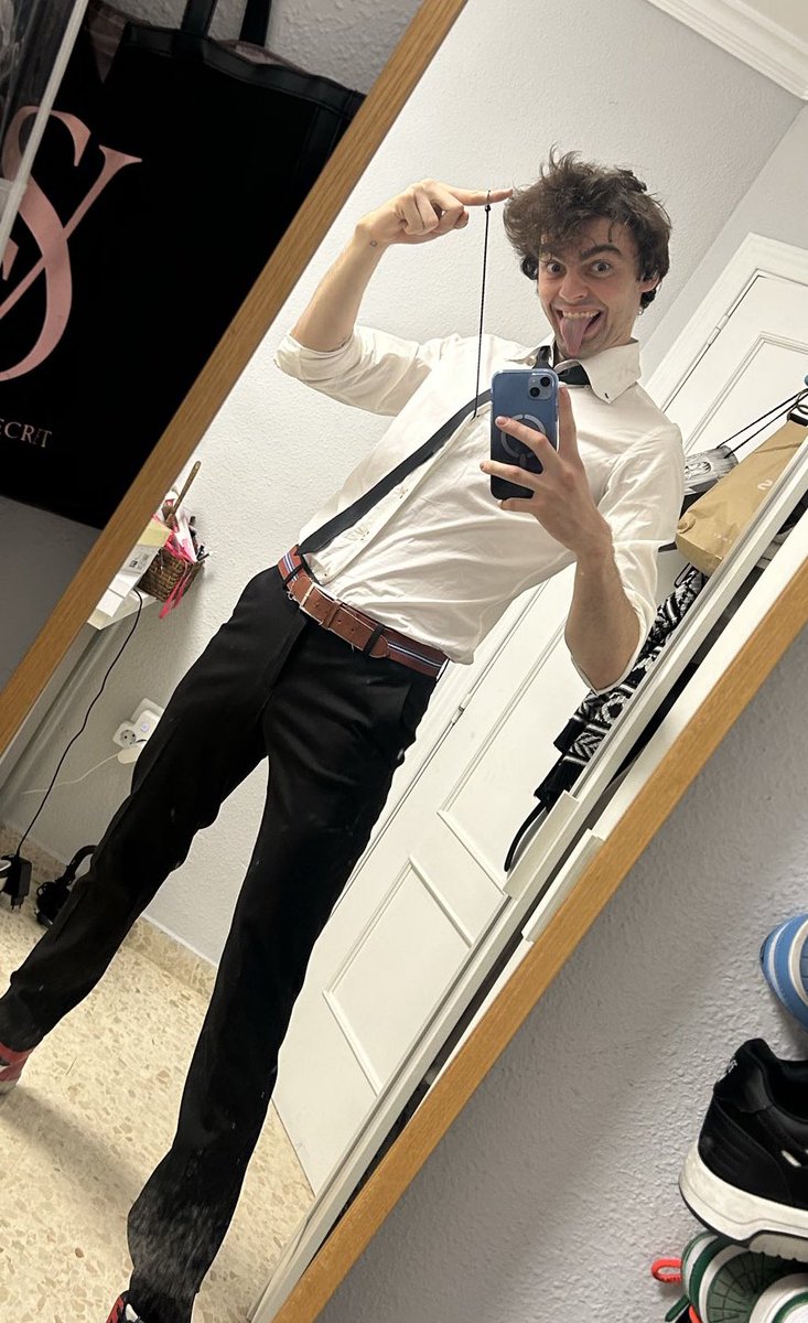 🐺𝙍𝙀𝘿𝙔_𝙒𝙄𝙇𝙇🐺 tweet media