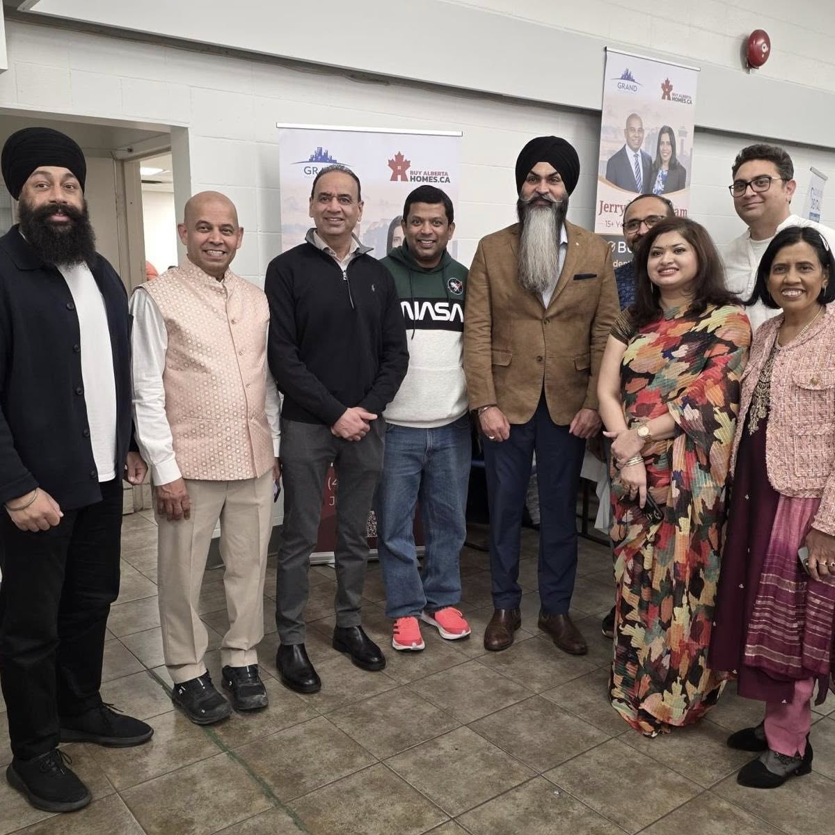 AmanpreetSGill's tweet image. Happy Holi! 

Great to celebrate with my fellow MPs @jasrajshallan and the Calgary Telangana Association. A day full of colour, joy, and community!

#skyviewyyc #yycevents #communitymatters