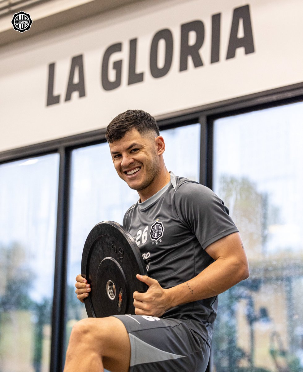 Club Olimpia tweet media