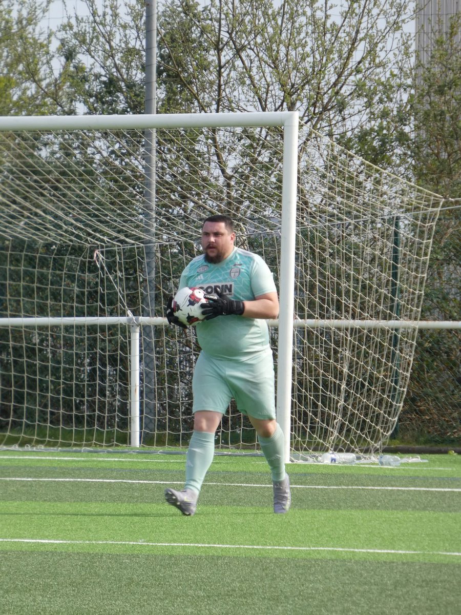 AS GUILERS tweet media