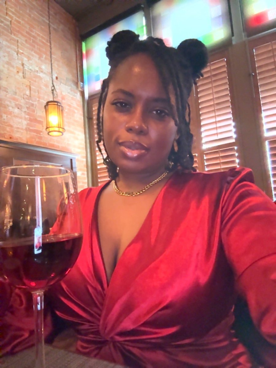 Queen of the Yammed tweet media