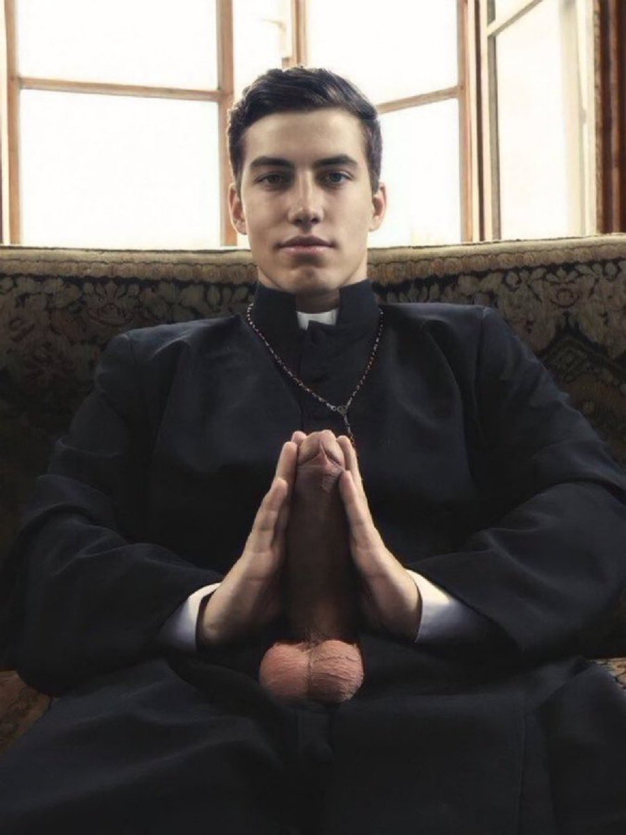 Blonde Hub tweet media