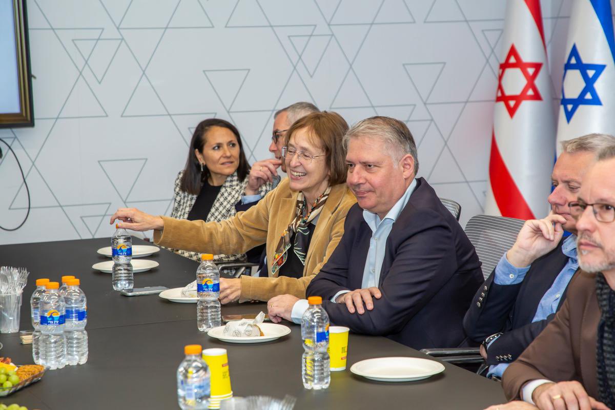 Veronika Kuchynova tweet media