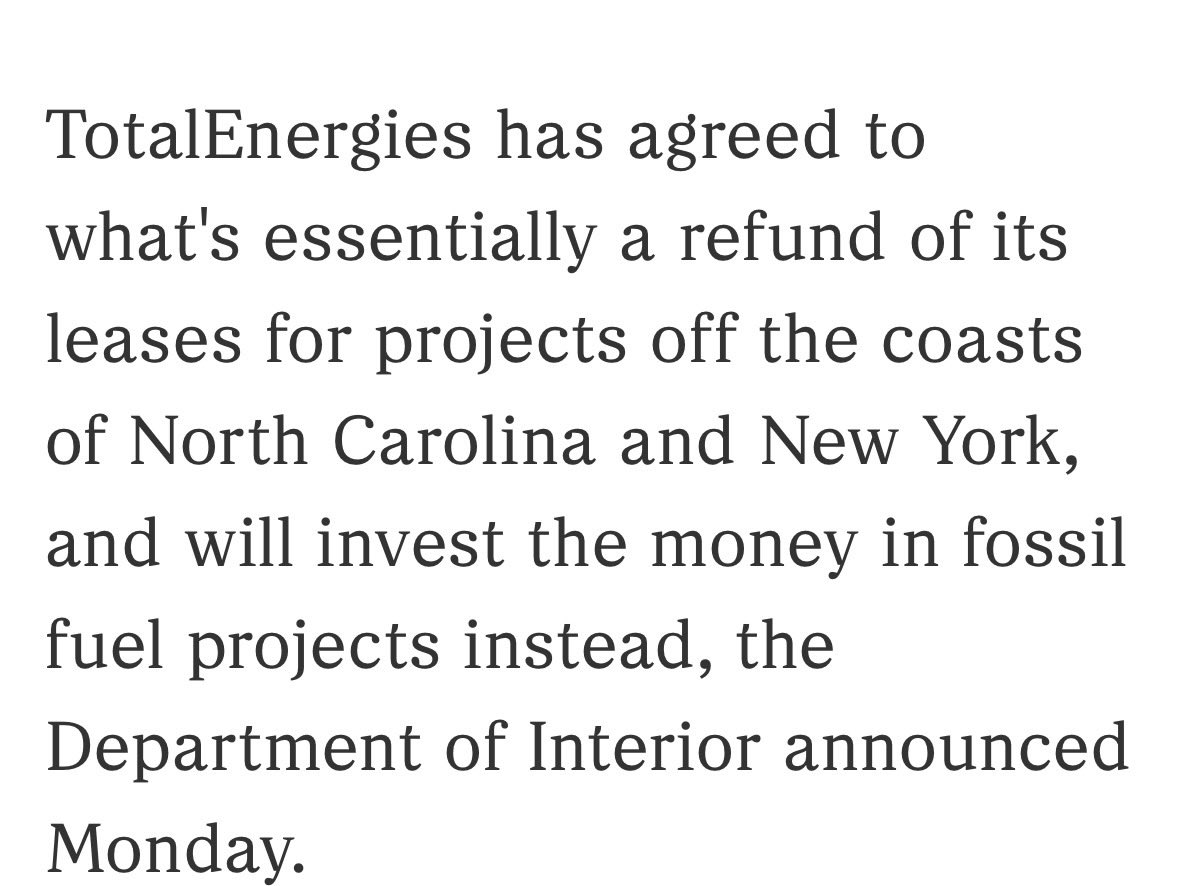 Larkin🦇🤘 tweet media