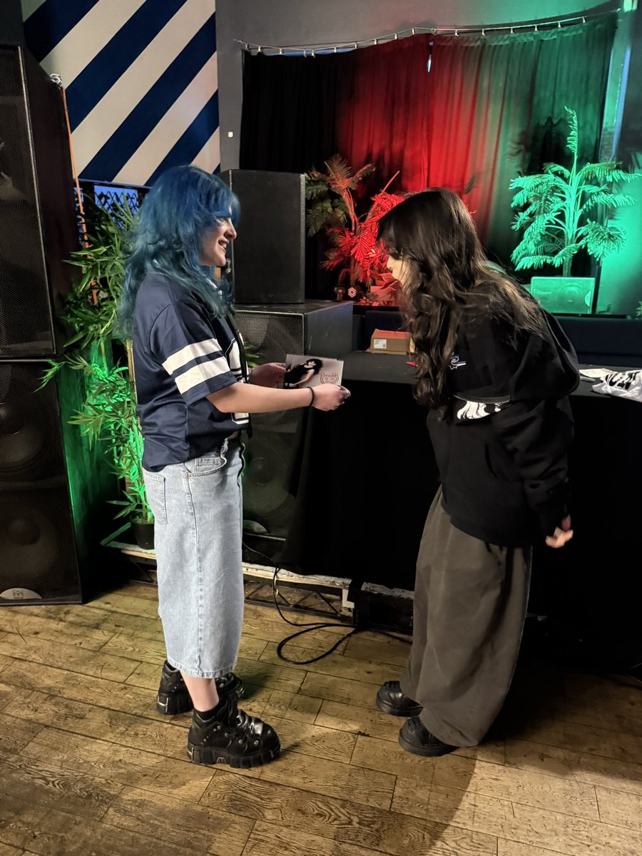 rita☀️🇵🇸 misses piwon tweet media