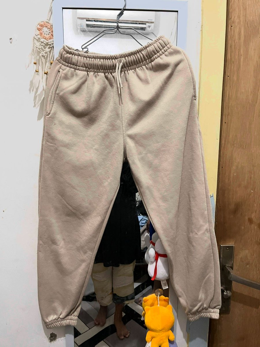 Istri Chanyeol tweet media