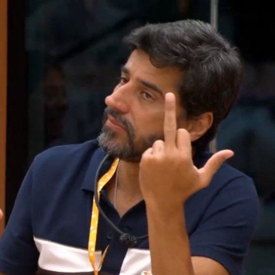 poliana marques tweet media