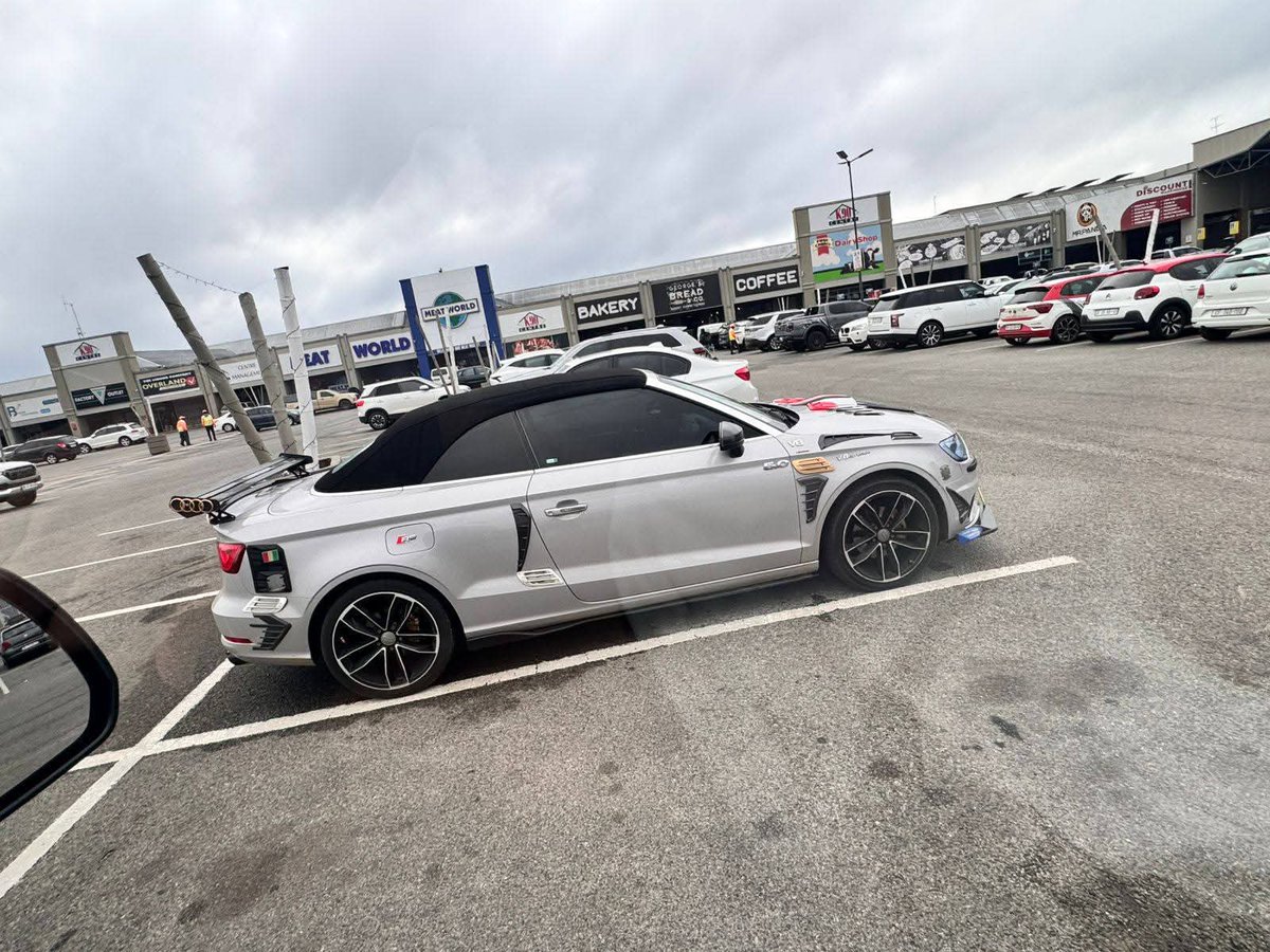 @QB_Trailers KWT tweet media