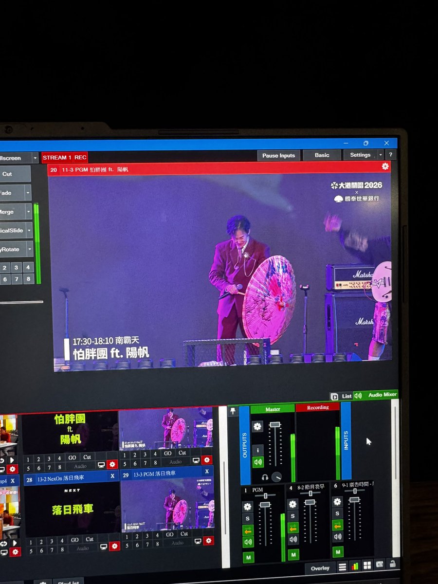 Obsidian tweet media