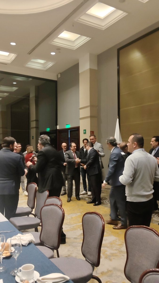 Mariel Zúñiga tweet media