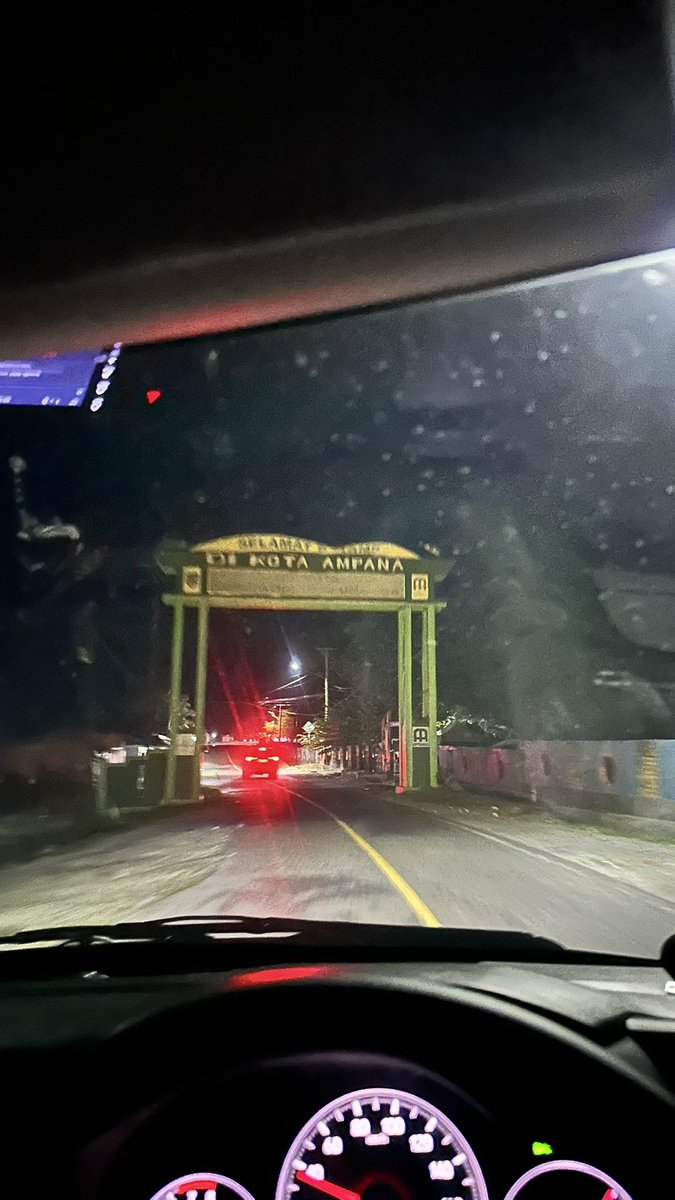 imjustworkman's tweet photo. Pada akhirnya mudik juga, walaupun sendiri tetap happy karena bisa rehat dari kerjaan🫠😊 https://t.co/rFGvUEqXWV