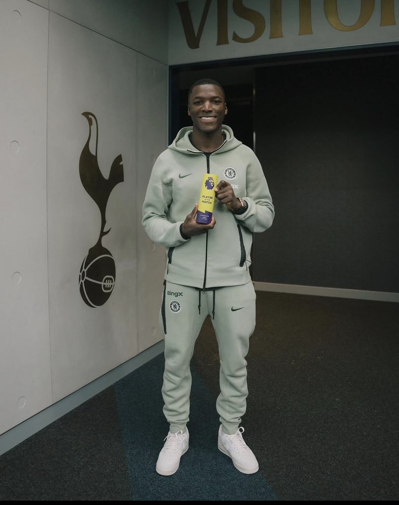 Blue_boy tweet media