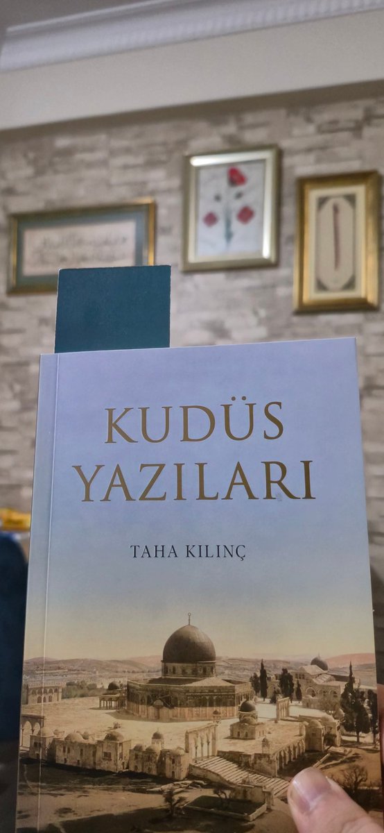 KaraSal5's tweet photo. Her ne kadar uzak  ve kayıp bir coğrafya olsa da,iman ve ırk kardeşlerimiz olan Uygur Türklerinin yaşadığı zulmü anlatan güzel bir kitap. https://t.co/I5iaE6Pt1n