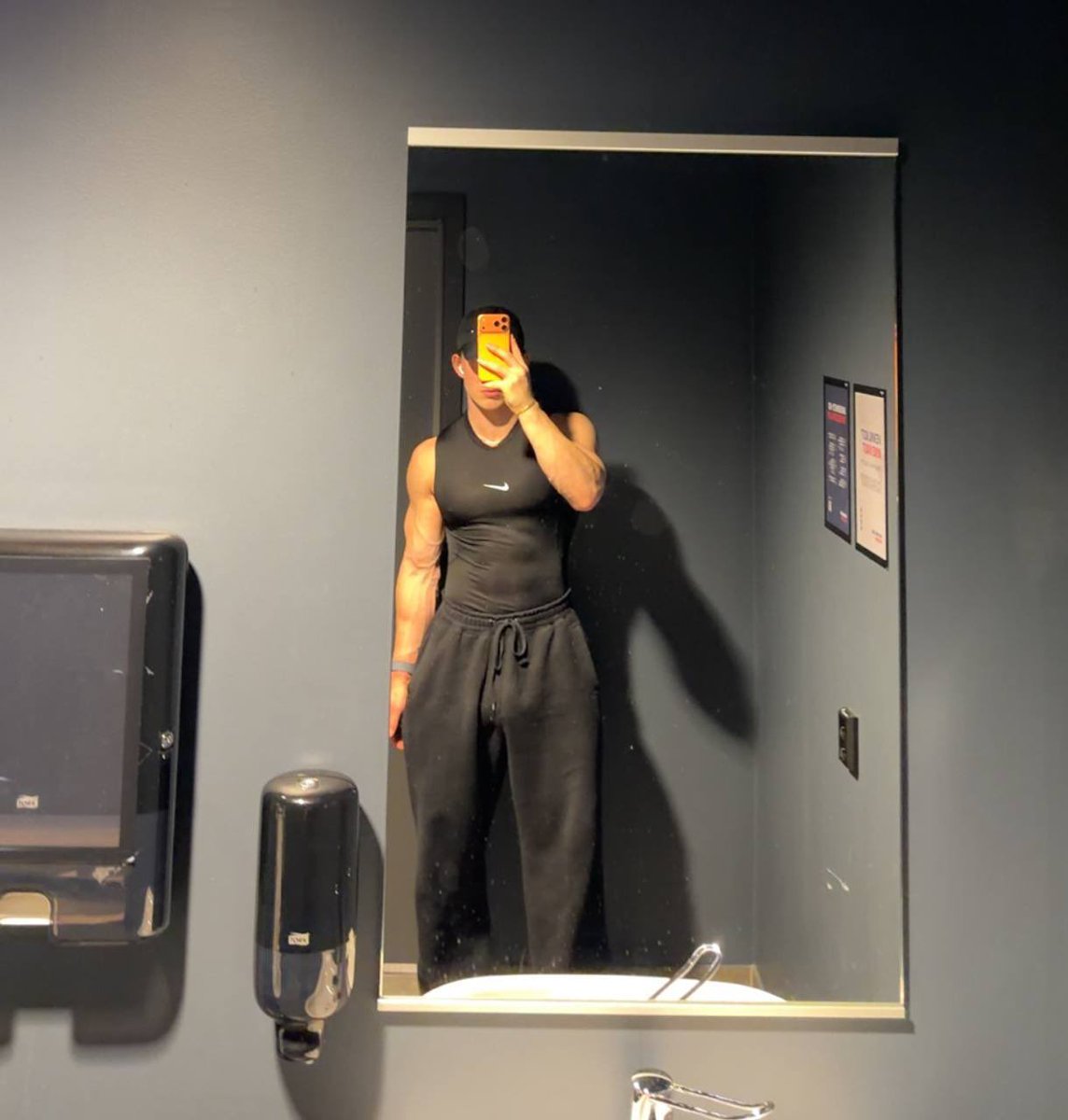 Victoreidexx tweet media