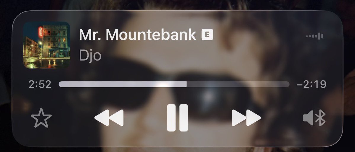 ACTUAL CRACK IN THIS SONG BTW