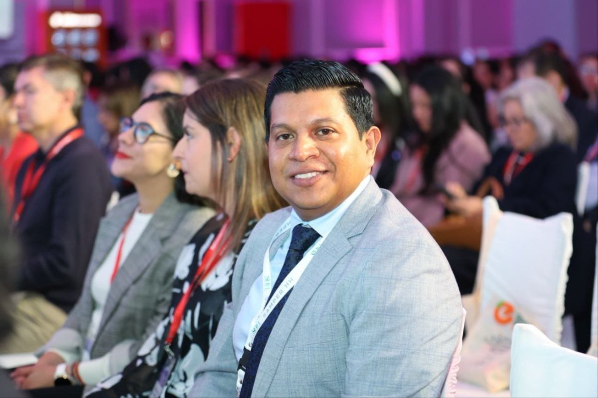 <a href="/DianaAtamaint/">Diana Atamaint</a> <a href="/seminariumec/">Seminarium Ecuador</a> <a href="/TVCEcuador/">TVC Ecuador</a> <a href="/Noticias_TVC/">TVC Noticias</a> <a href="/zaracaytv/">Zaracay Televisión</a> <a href="/TelediarioEC/">Telediario</a> <a href="/teleramaecuador/">Telerama</a> <a href="/tctelevision/">TC Televisión</a> <a href="/ActualidadTA/">Teleamazonas Actualidad</a> <a href="/el_telegrafo/">El Telégrafo Ecuador</a> <a href="/notihoyecuador/">NotiHoy</a> <a href="/diariocorreoec/">Diario Correo</a> <a href="/Expresoec/">Diario Expreso</a> <a href="/elnorteadiario/">Diario EL NORTE</a> <a href="/diariopinion/">Diario Opinión</a> <a href="/CronicaLoja/">Diario Crónica</a> <a href="/latardediario/">Diario LATE</a> <a href="/eltiempocuenca/">Diario EL TIEMPO</a> <a href="/elmercuriomanta/">Diario El Mercurio</a> <a href="/elmercurioec/">Diario El Mercurio</a> <a href="/sucrenoticiasec/">SUCRE NOTICIAS</a> 🟣 | Finaliza la participación de la presidenta <a href="/DianaAtamaint/">Diana Atamaint</a>, manifiesta que las mujeres lideresas que emergen de las comunidades, de la ruralidad, de los territorios, llevan con ellas ese conocimiento y esa experiencia que enriquecen profundamente la toma de decisiones. 🗣️