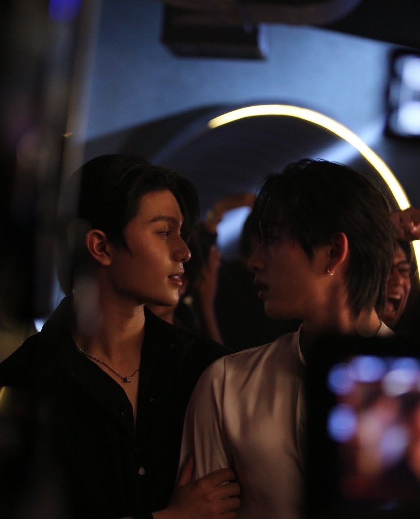 star 🍓🍷 tweet media