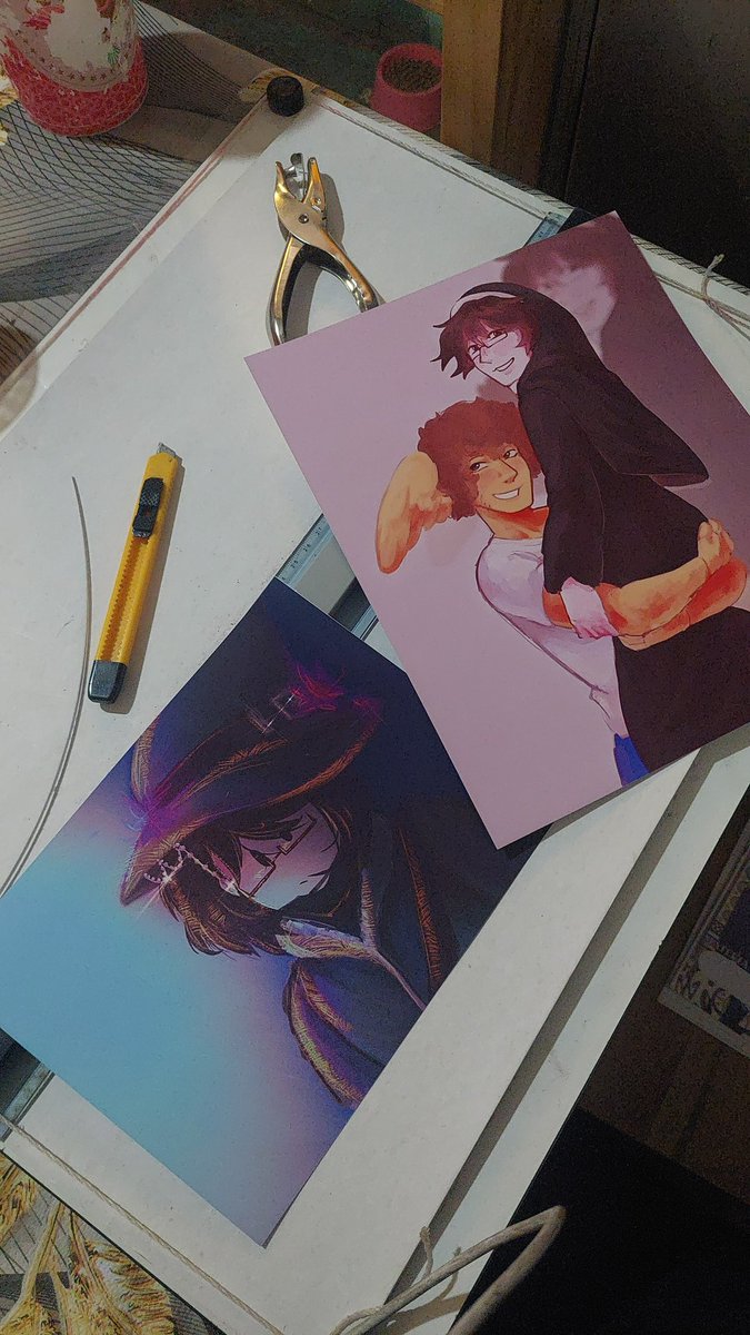 Aah chikos no saben lo feliz q me hace saber hacer estas cosas y hacerme cositas asi 

Por cierto..CREDITOS A LAS ARTISTAS
<a href="/Xherry3nkel/">Xherry_Enkel</a> 
(la otra ni tiene Twitter........)