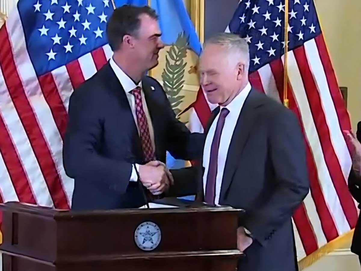 Snarkio 🇺🇸 tweet media