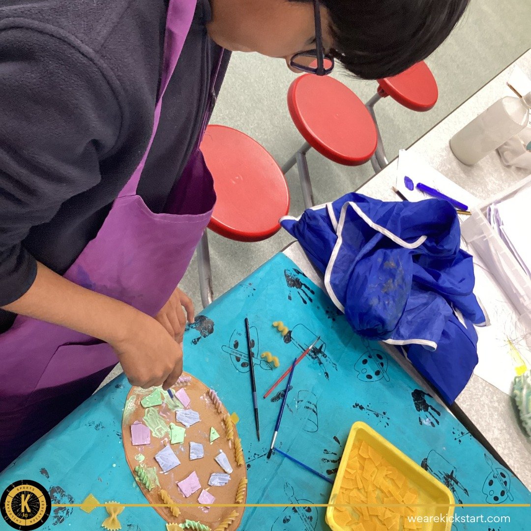 wearekickstart's tweet image. Creative little hands at work 🐣✨

The children at Waterloo Primary have been busy exploring our Easter Egg Pasta Patterns activity - mixing colours, shapes, and a little bit of mess along the way! 🎨🍝

#EasterFun #EarlyYears #LearningThroughPlay #WaterlooPrimary #Kickstart