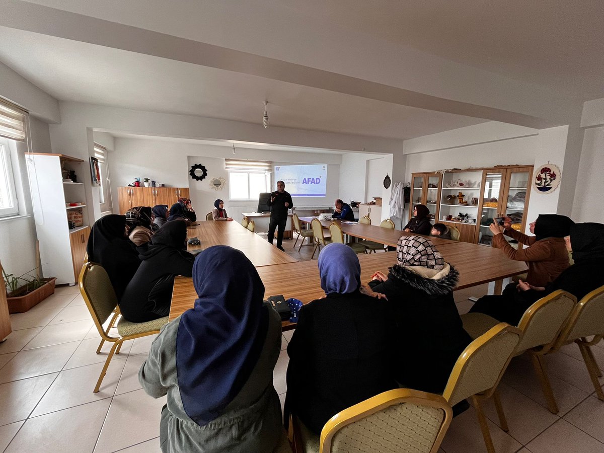 A F A D Bingöl tweet media