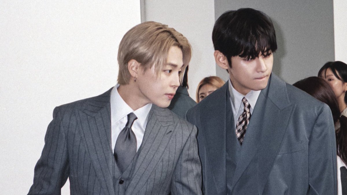 tan into the sun⁷ tweet media