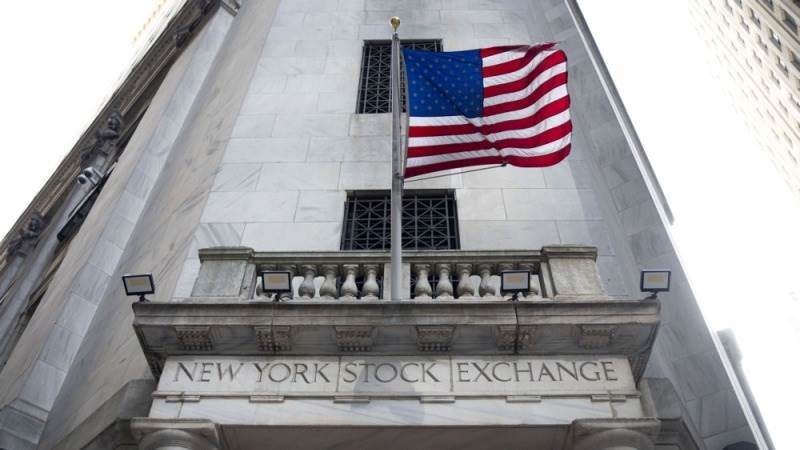 🚨 New York Stock Exchange face pasul către blockchain! 

O veste uriașă atât pentru crypto, cât și pentru piețele de Capital: New York Stock Exchange sau NYSE a semnat oficial un memorandum de înțelegere (MoU) cu platforma de tokenizare Securitize. 

Această colaborare nu este