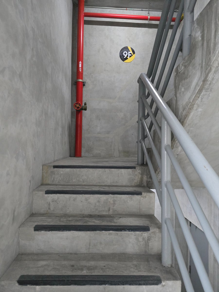 SammXofficial tweet media