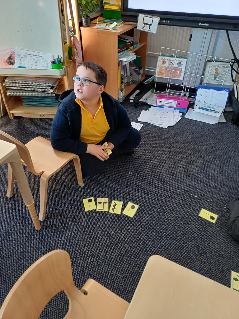 minishant_ps's tweet image. Our pupils have been having a fantastic time in music sessions with Miss Green! They’ve been exploring rhythm, learning about musical notes &amp;amp; building confidence through singing. It’s wonderful to see their creativity and enthusiasm shine each week! #CreativeLearning