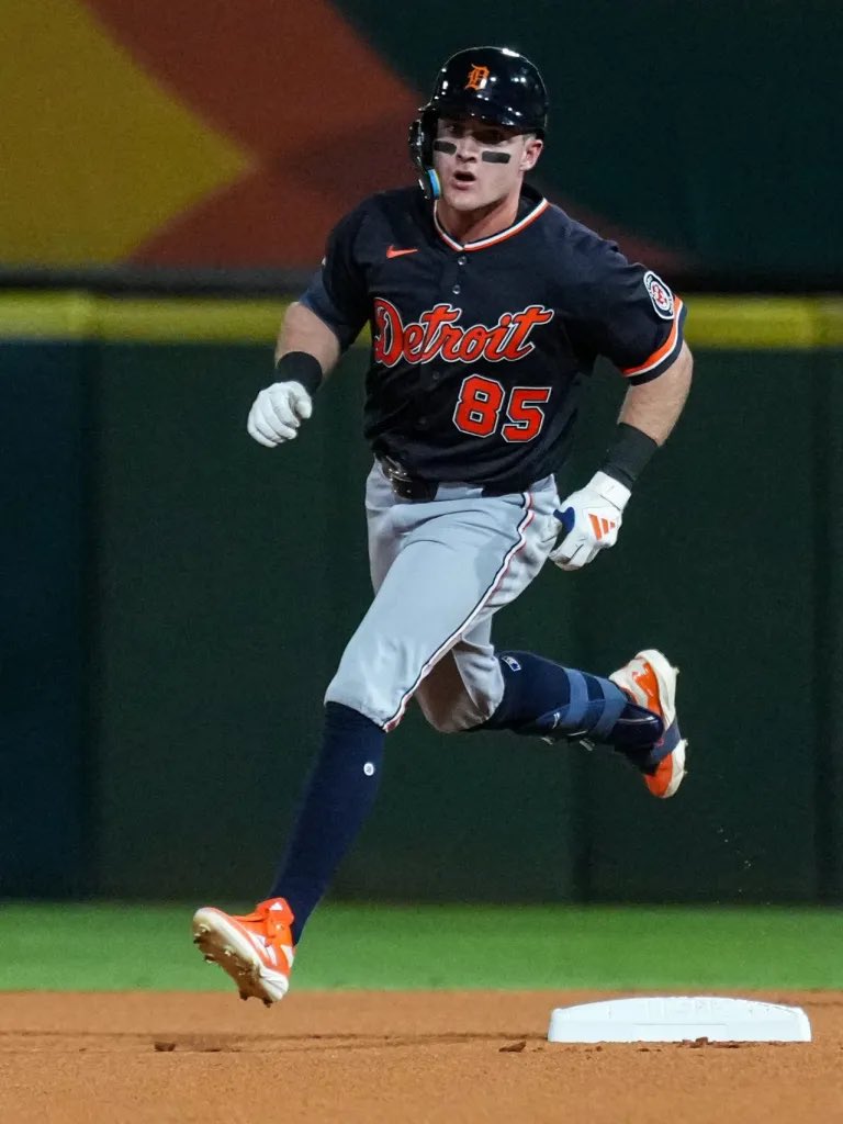 DETFanReport's tweet photo. Breaking news Kevin McGonigle will be on the opening day roster. Let’s Go Tigers! #detfanreport #repdetroit #DetroitTigers https://t.co/7ScnEe5EOX