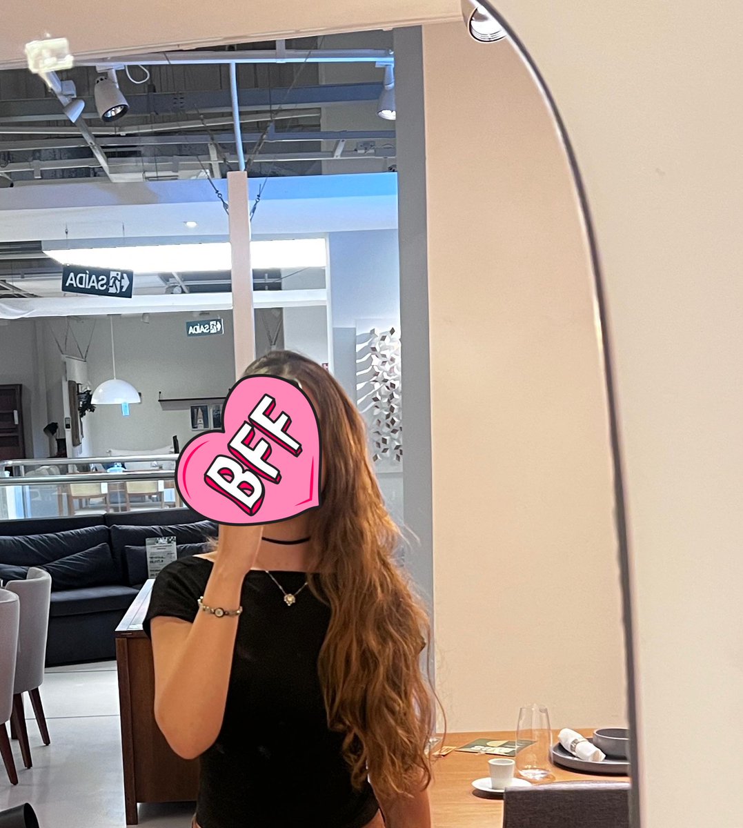 floraa 🌟 (🧁) tweet media