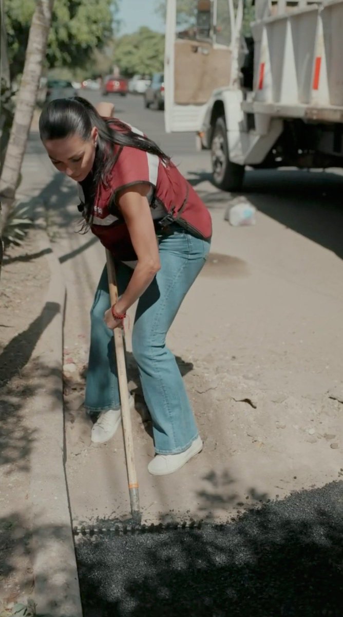 La Bitácora Política tweet media