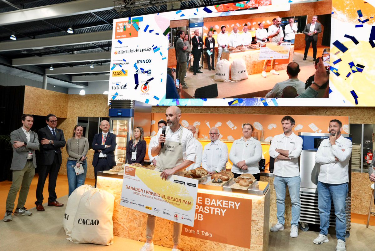 HOSTELCO tweet media