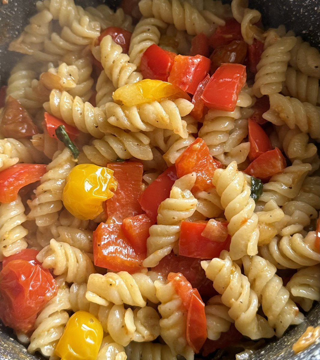 delulu dani ꫂ ၴႅၴ tweet media