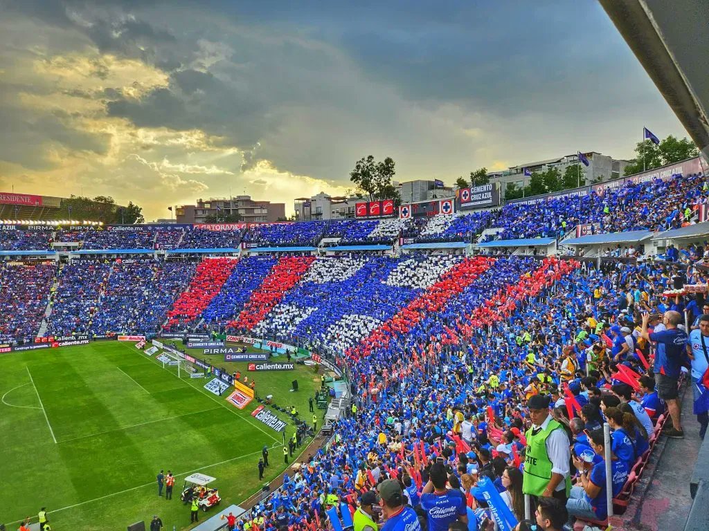 Sangre Azul tweet media