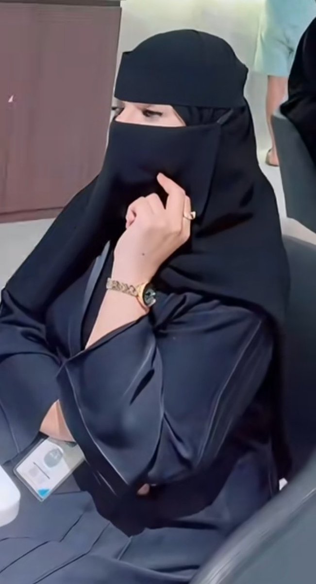 عطر الورد tweet media