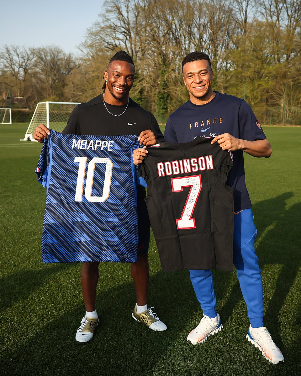 Repordino tweet media